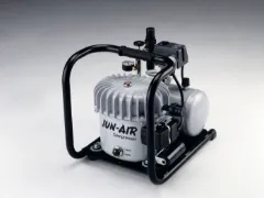 Jun-Air oljesmurte kompressorer montert på tank, bilde 1 av 7