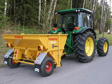 Sandspreder til traktor